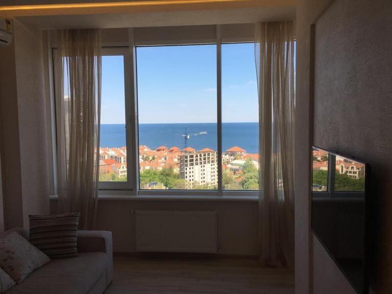 With Sea View Apartment